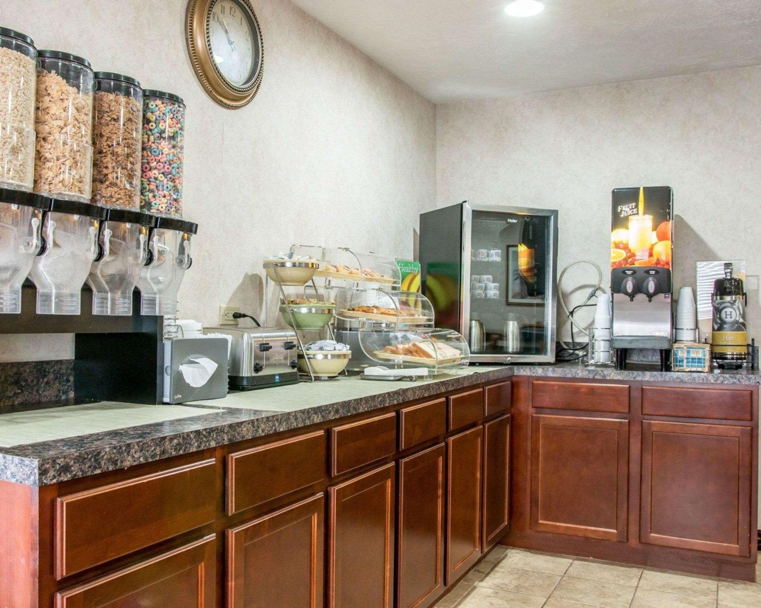 Quality Inn Hudsonville South Kültér fotó