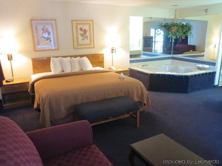Quality Inn Hudsonville South Kültér fotó