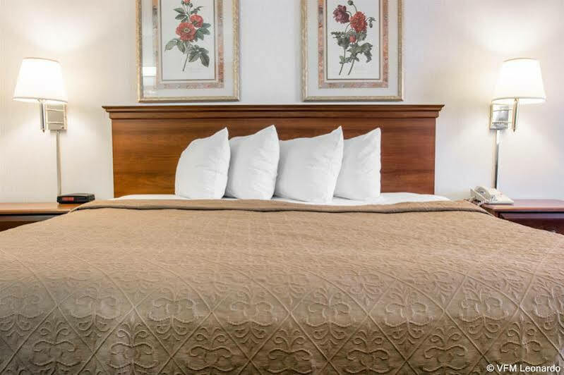 Quality Inn Hudsonville South Kültér fotó